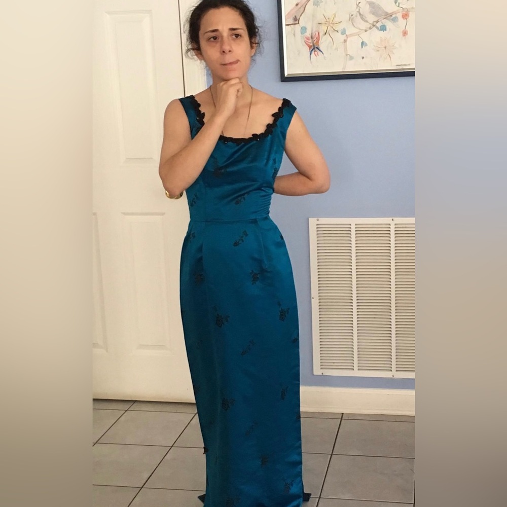 Vintage 60’s gorgeous sheath dress